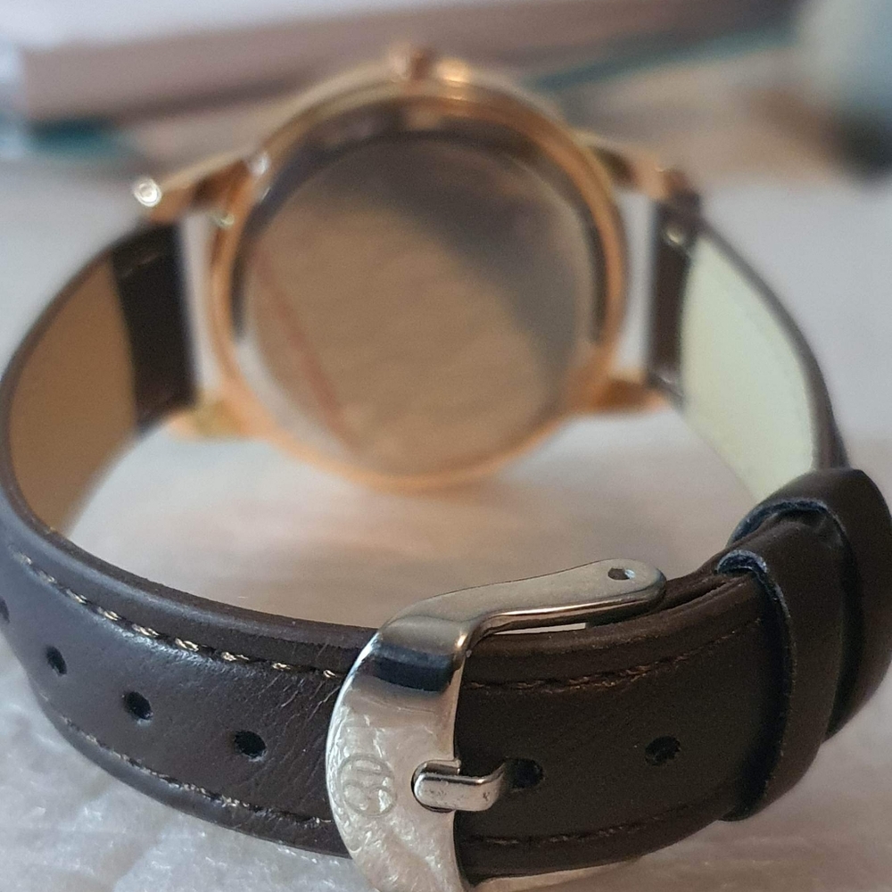 🦋10/$20🦋 3T Goldtone/Pink Leather Women's Watch - Picture 3 of 4